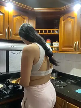 karla nill online show from November 2025 04:56:02 PM