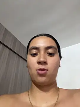 karla nill online show from March 2026 06:54:01 PM