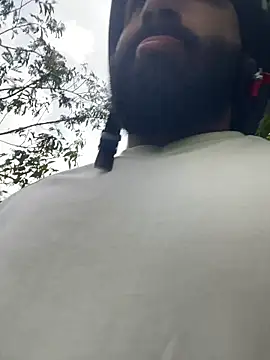 Lyon vach online show from December 2025 08:25:01 PM