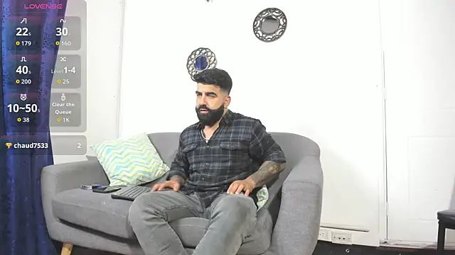 Snapshot of Lyon_vach chatting on May 2026 03:17:02 AM Lyon vach online show from May 2026 03:17:02 AM