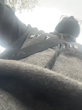 Lyon vach online show from December 2025 01:46:01 PM