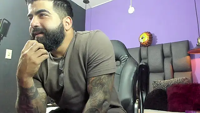 Lyon vach online show from January 2026 06:01:01 PM