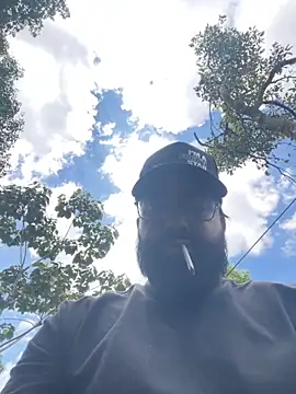 Lyon vach online show from November 2025 05:29:02 PM