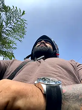 Lyon vach online show from October 2025 01:33:02 PM