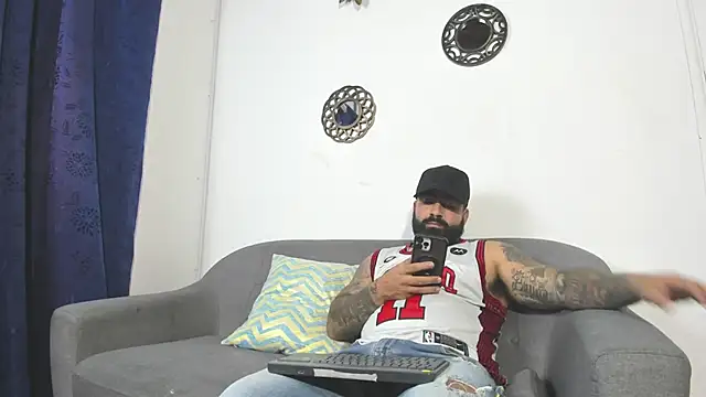 Snapshot of Lyon_vach chatting on May 2026 11:55:01 PM Lyon vach online show from May 2026 11:55:01 PM