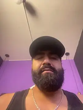 Lyon vach online show from November 2025 09:40:02 PM