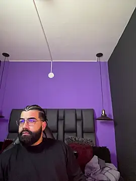 Lyon vach online show from November 2025 10:45:01 PM