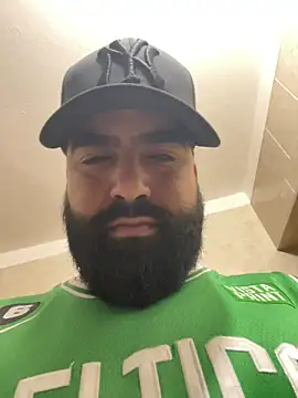 Lyon vach online show from November 2025 01:01:01 PM