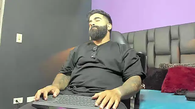 Lyon vach online show from February 2026 03:06:01 AM