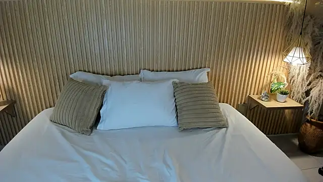 ArticaBelle online show from March 2026 04:56:02 AM