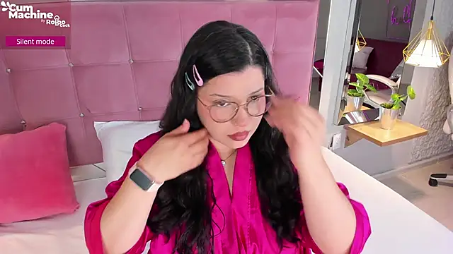 Snapshot of ArticaBelle chatting on November 2025 04:38:02 AM ArticaBelle online show from November 2025 04:38:02 AM