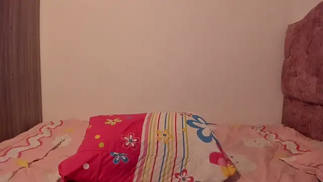 Catherine tabarezx online show from June 2026 12:15:02 PM