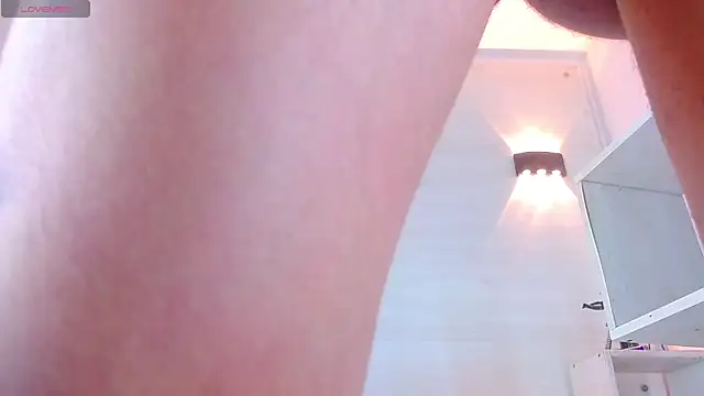 Snapshot of Molly_Spears chatting on March 2025 05:39:02 PM Molly Spears online show from March 2025 05:39:02 PM