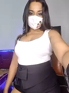 Snapshot of Black-Pearll chatting on March 2025 07:55:02 PM Black-Pearll online show from March 2025 07:55:02 PM