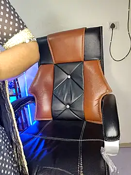 Snapshot of Black-Pearll chatting on March 2025 12:26:02 AM Black-Pearll online show from March 2025 12:26:02 AM