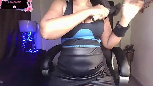 Black-Pearll online show from February 2026 06:46:02 AM