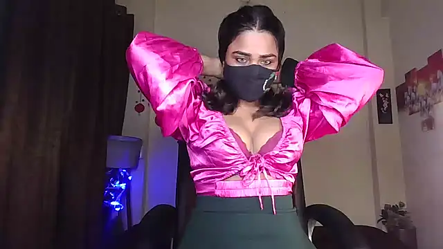 Black-Pearll online show from March 2026 06:14:01 AM