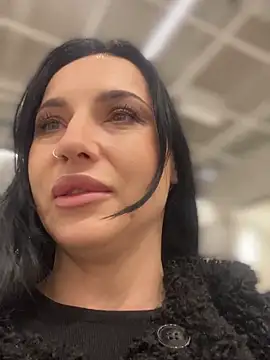 Roxana-Sexy online show from March 2026 05:23:02 AM