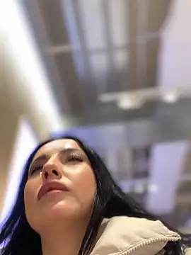 Snapshot of Roxana-Sexy chatting on February 2026 05:20:01 AM Roxana-Sexy online show from February 2026 05:20:01 AM