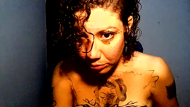 Submersidollx online show from April 2026 08:59:01 PM
