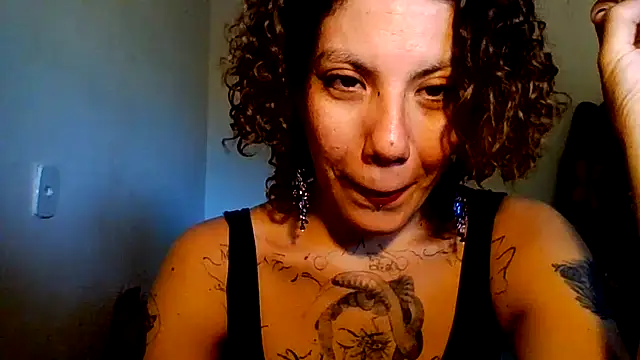 Submersidollx online show from April 2026 06:59:01 PM