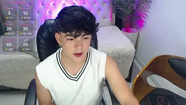 nolan twink1 online show from September 2025 05:56:01 PM