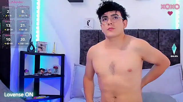 nolan twink1 online show from March 2026 05:40:01 PM