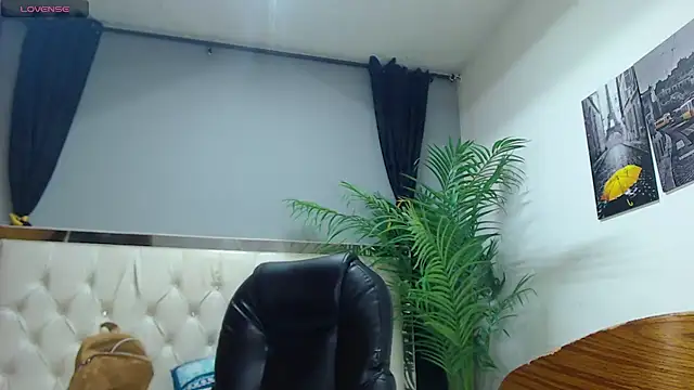 nolan twink1 online show from September 2025 05:52:02 PM