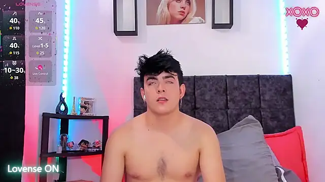 nolan twink1 online show from April 2026 07:04:01 PM