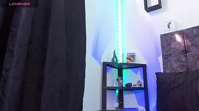 nolan twink1 online show from April 2026 07:58:02 PM