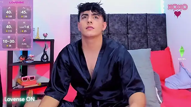 Snapshot of nolan_twink1 chatting on February 2026 05:01:02 PM nolan twink1 online show from February 2026 05:01:02 PM