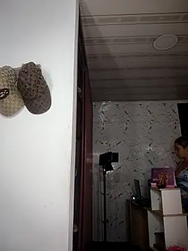 LaurenWelly  online show from November 2025 07:06:01 PM