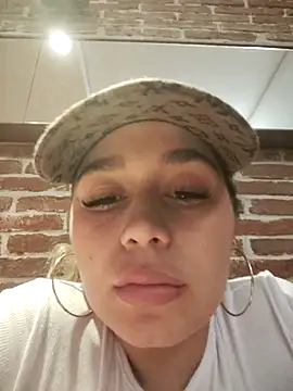 LaurenWelly  online show from November 2025 09:59:02 PM