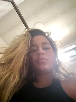 LaurenWelly  online show from October 2025 01:37:02 PM