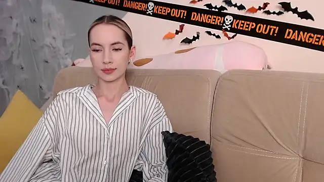 AmbrielHailey online show from November 2025 07:57:01 AM