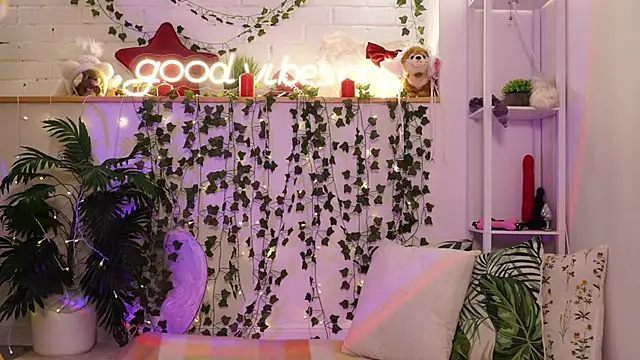 MonicaAsis online show from March 2026 05:57:02 PM