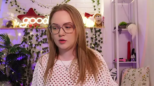 MonicaAsis online show from March 2026 05:58:01 PM