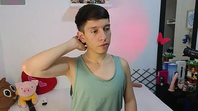 milky  boy  online show from February 2026 04:54:01 AM