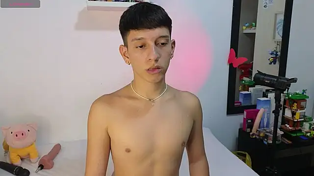 milky  boy  online show from May 2026 11:50:01 PM
