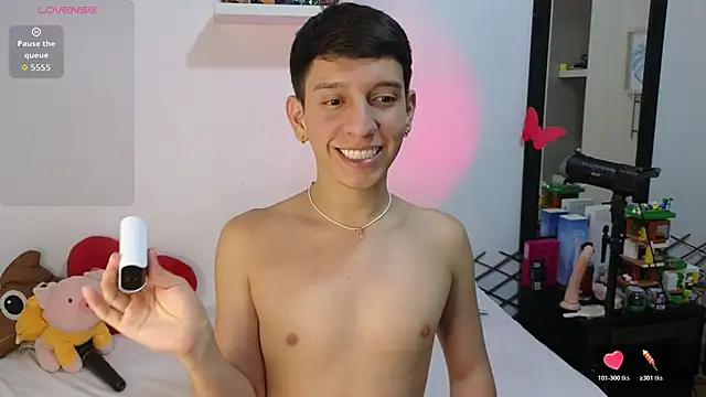 milky  boy  online show from March 2026 11:21:02 PM