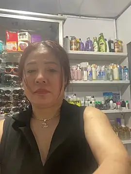 Snapshot of Cesywet chatting on March 2025 04:01:01 AM Cesywet online show from March 2025 04:01:01 AM