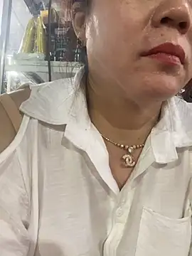 Snapshot of Cesywet chatting on March 2025 09:56:01 AM Cesywet online show from March 2025 09:56:01 AM