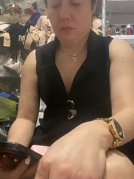 Snapshot of Cesywet chatting on March 2025 07:05:02 AM Cesywet online show from March 2025 07:05:02 AM