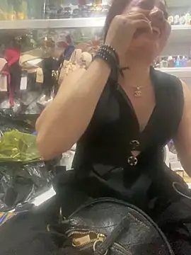 Snapshot of Cesywet chatting on March 2025 10:11:02 AM Cesywet online show from March 2025 10:11:02 AM