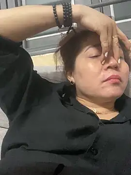 Snapshot of Cesywet chatting on March 2025 12:02:02 PM Cesywet online show from March 2025 12:02:02 PM