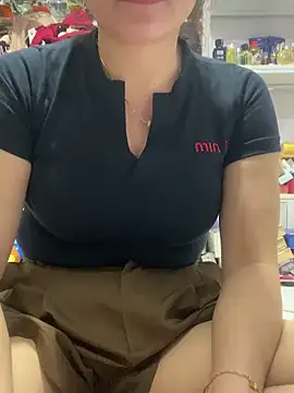 Snapshot of Cesywet chatting on September 2025 04:52:02 AM Cesywet online show from September 2025 04:52:02 AM