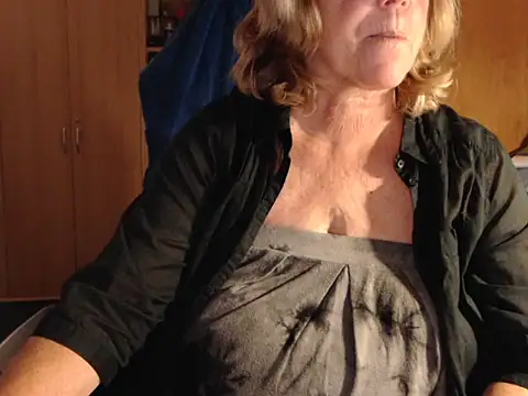  sunshine   online show from October 2025 06:33:01 PM