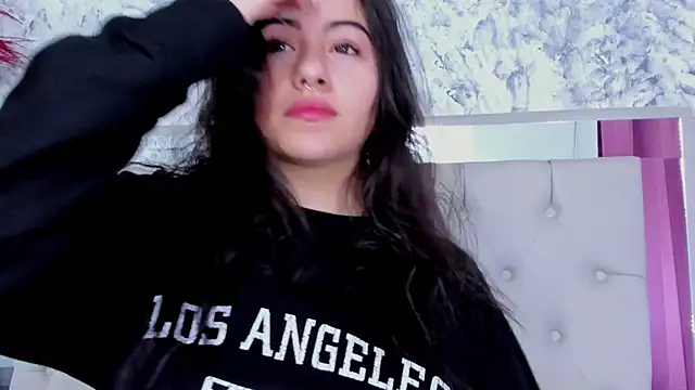 Megan rossee online show from December 2025 11:11:01 AM