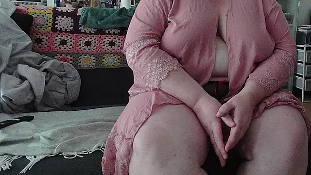 sweet curvy C online show from May 2026 11:49:02 AM