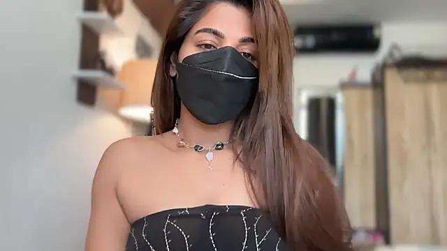 Snapshot of Hotty-Sana chatting on April 2026 06:05:02 AM Hotty-Sana online show from April 2026 06:05:02 AM